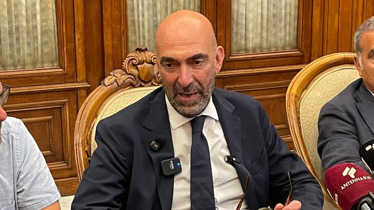 "Nessuna interlocuzione con i De Laurentiis". Comitato dei garanti, la nota del Sindaco Leccese