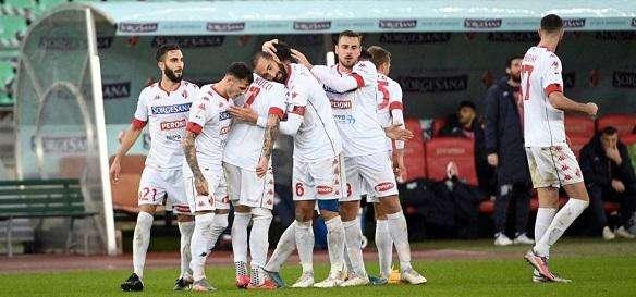 Sibilano a TuttoBari: "Antenucci? Capisco lo sfogo, c'è pressione. Si vince con la difesa"