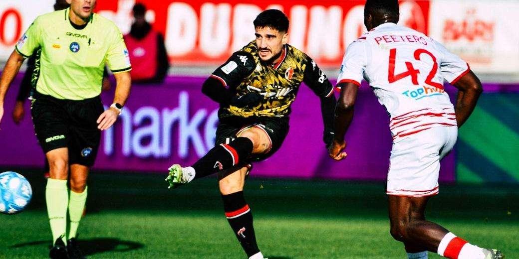 La giornata - Bari già in campo: sala video, tattica, due programmi distinti. Acampora...