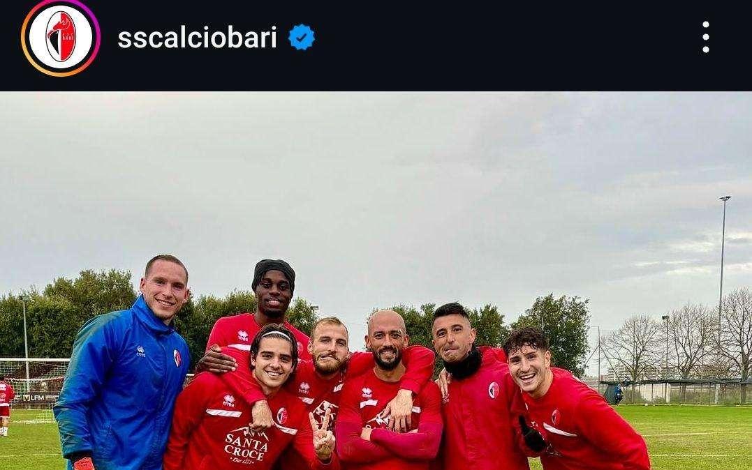 Social - Matino, la dedica dei compagni. Nuovo look per Obaretin e Oliveri