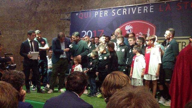 TuttoBari - Sly United, presentazione in grande stile. VIDEO  