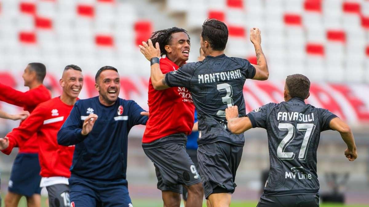 VIDEO - Il Bari prima sciupa poi agguanta. L'opinioni dei tifosi...