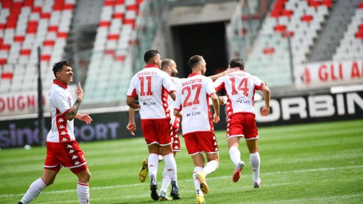 Serie B, lotta promozione e playoff: favorite e prossimi impegni