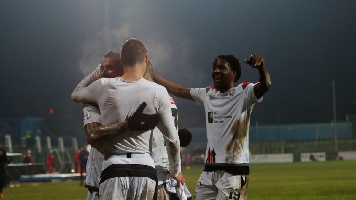 Sorrento ko con il Foggia, Bari e Potenza in vetta a pari punti: risultati e classifica del settimo turno
