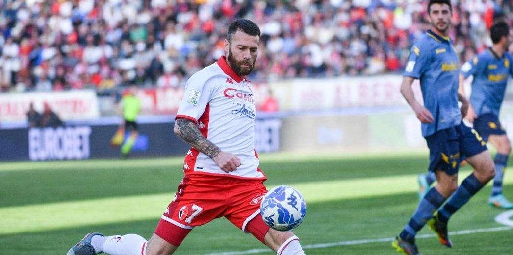 Bari, morale alto. Squadra solida con chiunque, i tifosi approvano. Ma ora serve subito una vittoria