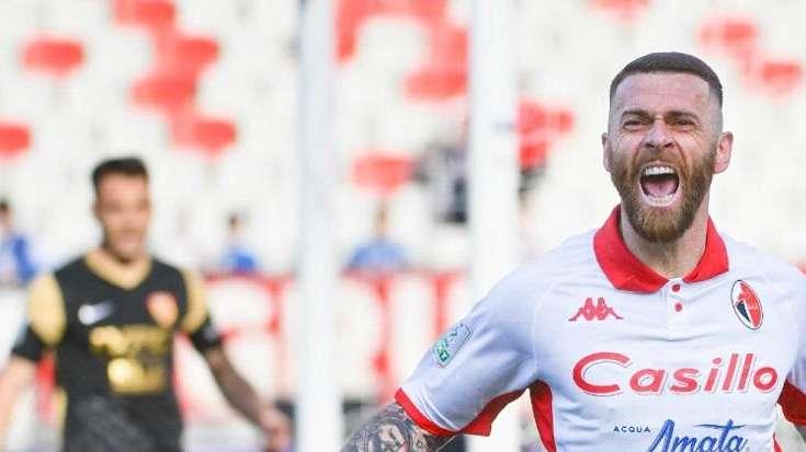 Antenucci: "LDL? Per lui Bari è una sfida, sprona a guardare il progetto con ambizione. Di Cesare super"