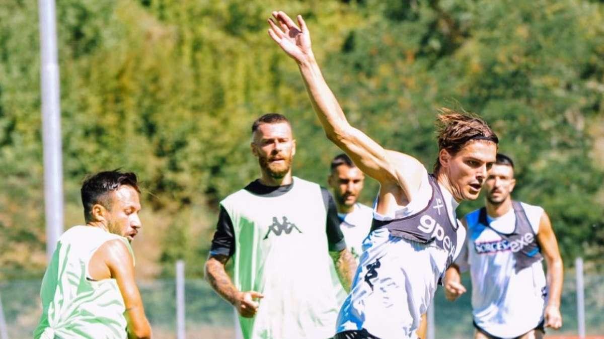 Il calcio, le conseguenze della pandemia e l'incertezza sul futuro. La nuova normalità che ha sconvolto anche il mercato del Bari