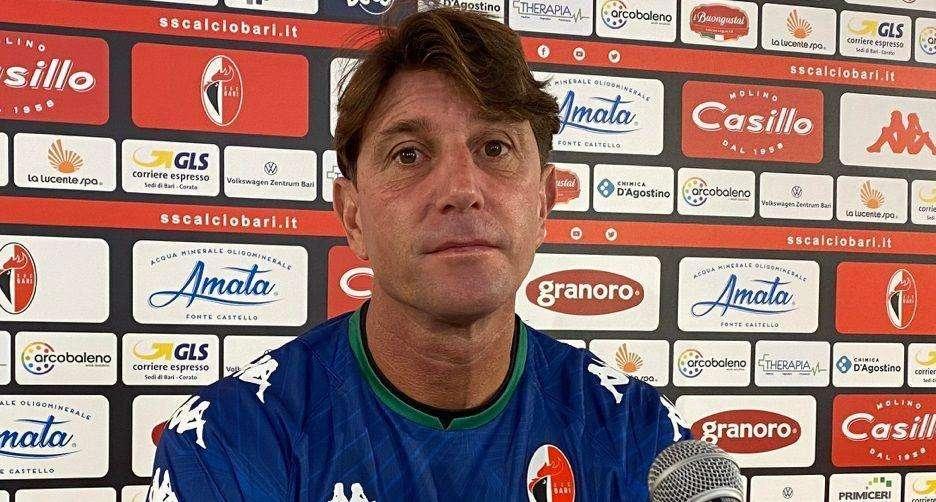 Mignani: "Juve Stabia insidiosa, nel Bari nessun titolare. Gol subiti? Lavoriamoci. Le condizioni di Maita"