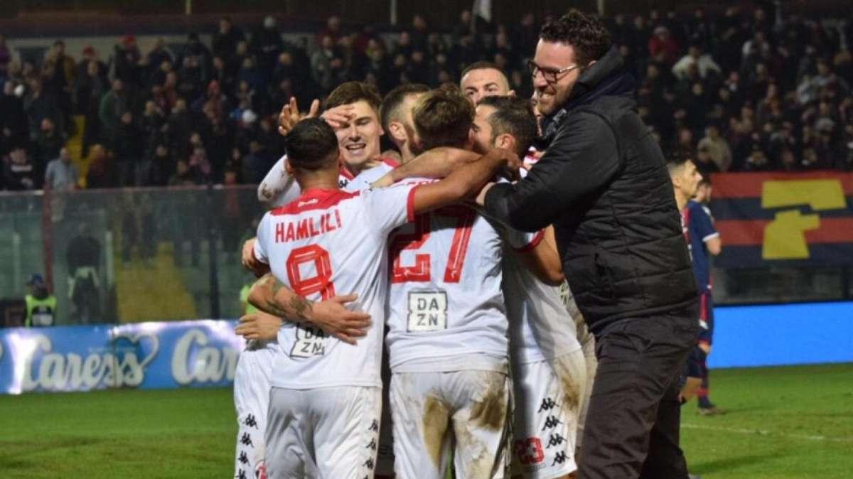 Gérson a TuttoBari: "Reggina agguerrita ma ci credo ancora. Vivarini ha una grande squadra, mi piacciono..."