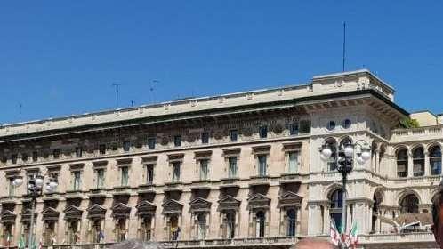 Galliani: "Si giocherà molto a porte chiuse, poi forse a seggiolini alternati"