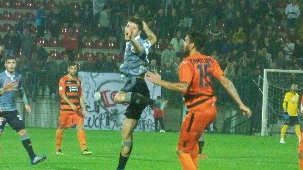 Tmw - Folta concorrenza dalla B per Pandolfi. Il Bari lo monitora