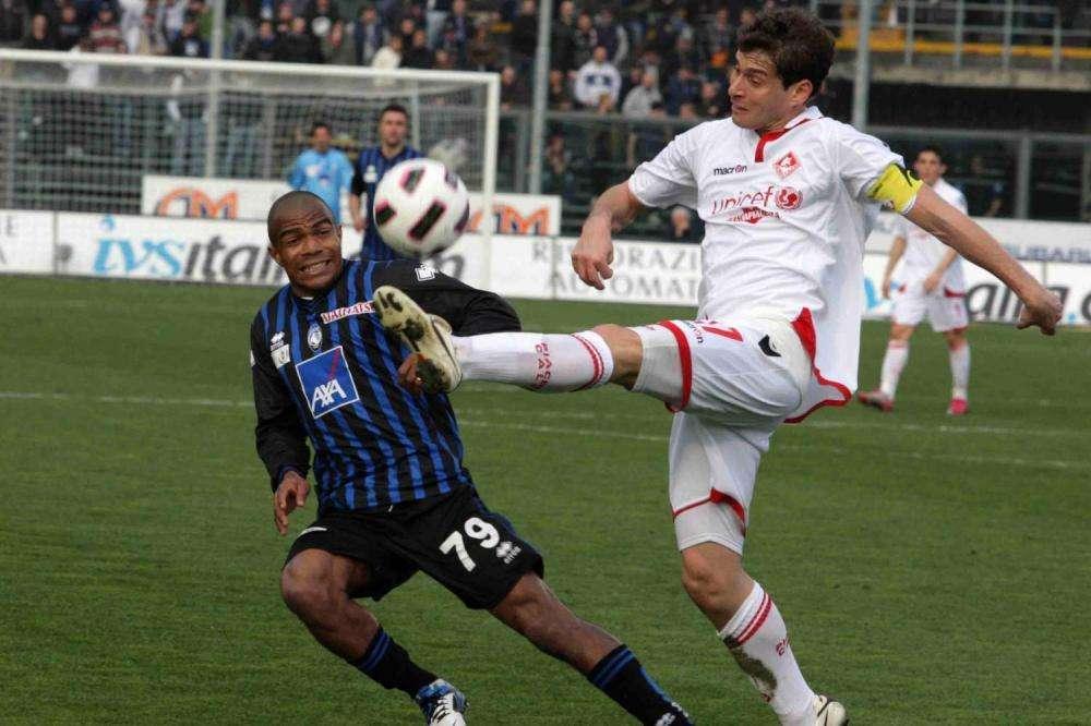 Michele Anaclerio a TuttoBari: "La gente sbaglia ad accanirsi con i calciatori, guardasse i politici. Il Bari grande squadra, con Vivarini la musica è cambiata"