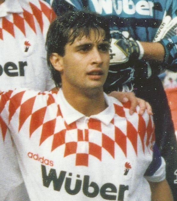 Un cuore da vero barese e una grande inventiva. Emiliano Bigica era il vero "centrocampista levantino"