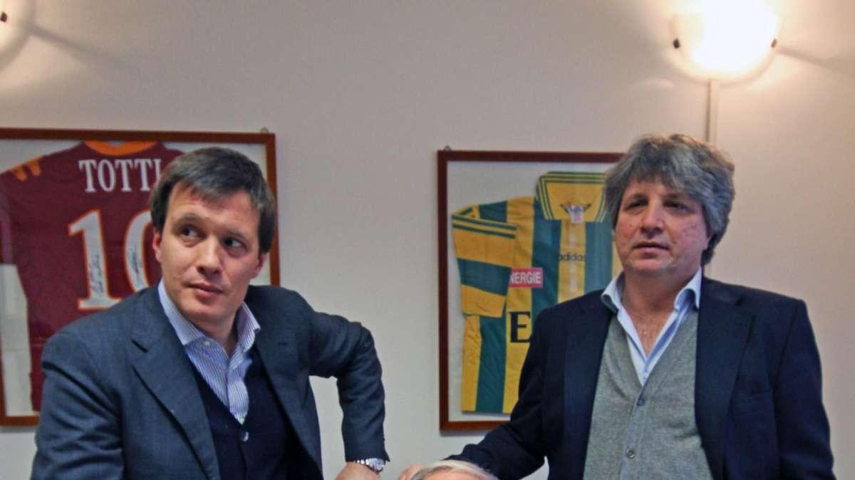 Dario Canovi con i figli Alessandro e Simone