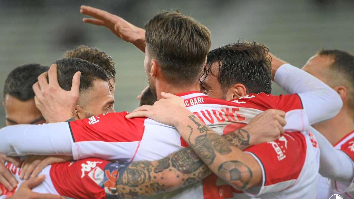 Dal web - "Quanta sofferenza, ma conta solo vincere. Difesa va rafforzata"