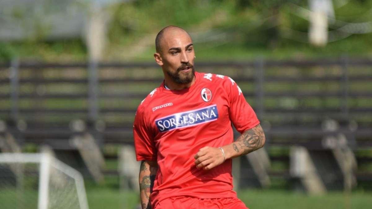 Mattatori Simeri e Neglia. Bene Costa, Folorunsho e Kupisz