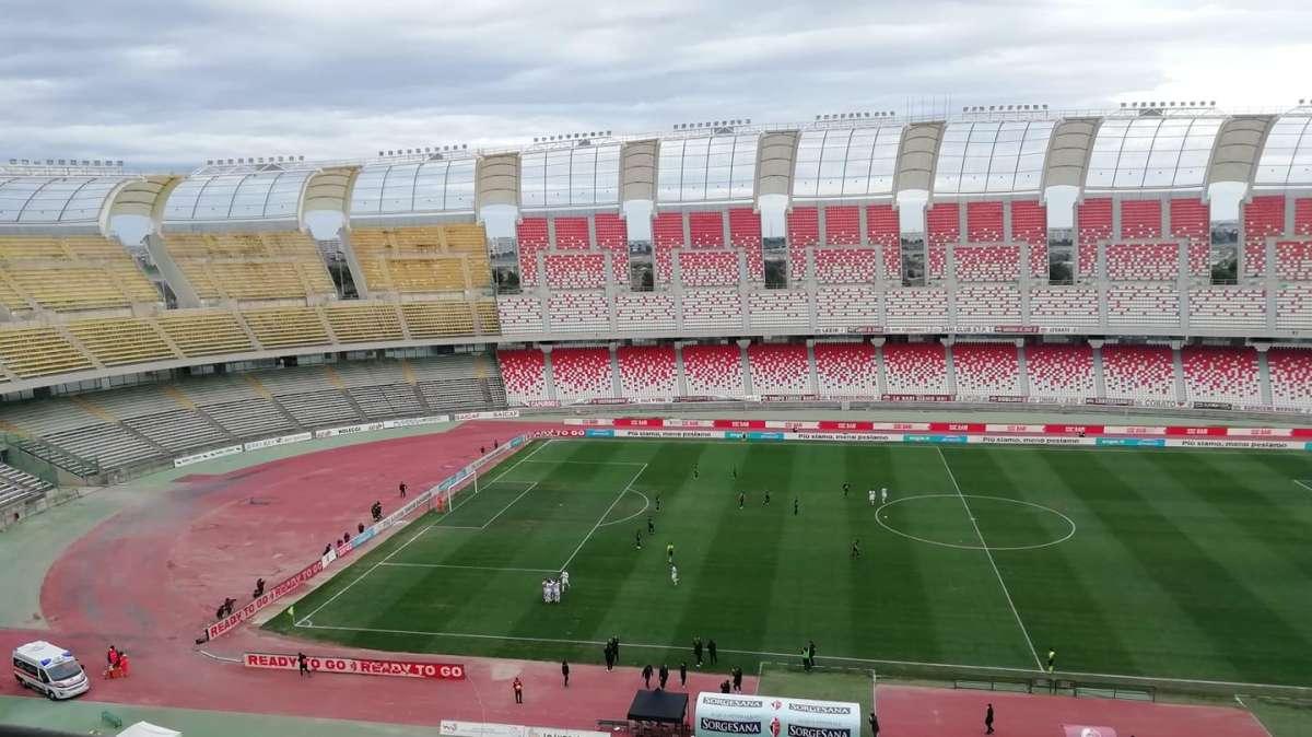 Tifo in sciopero: dal green pass alla multiproprietà, ma il Bari ha bisogno di tutti