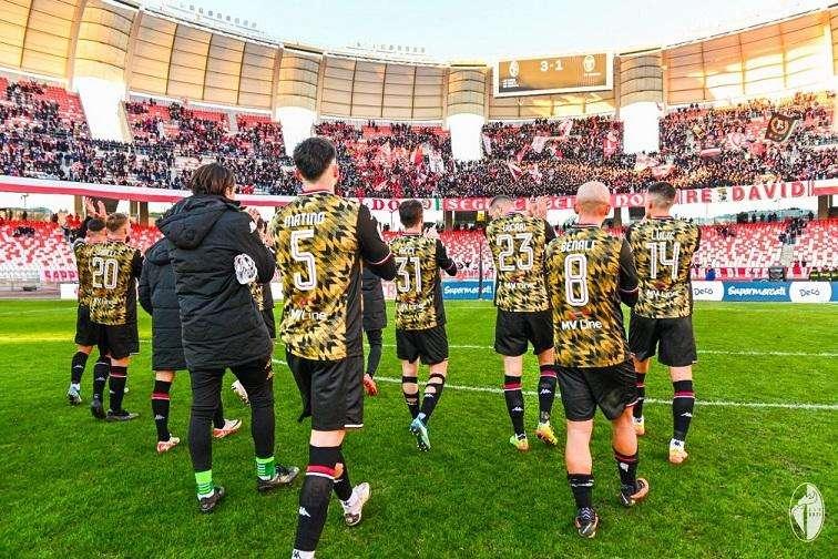 Tangorra in... tackle: "Il Bari sta scherzando col fuoco. Classifica preoccupante, ma la squadra non fa gruppo"