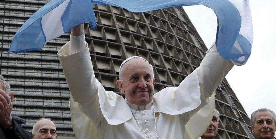 La Serie B omaggia Papa Francesco: ecco tutte le iniziative 