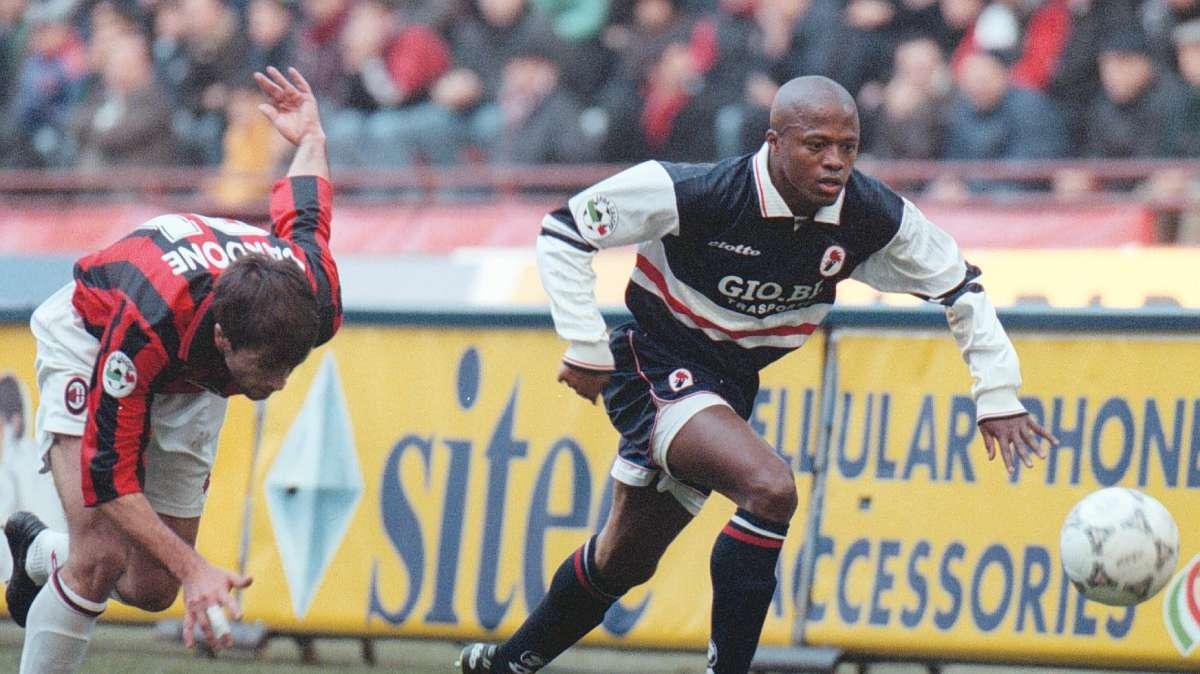 Guerrero ricorda: "A Bari veri amici, a cominciare da Amoruso. Trenino? Tutti in fila e iniziò la festa"