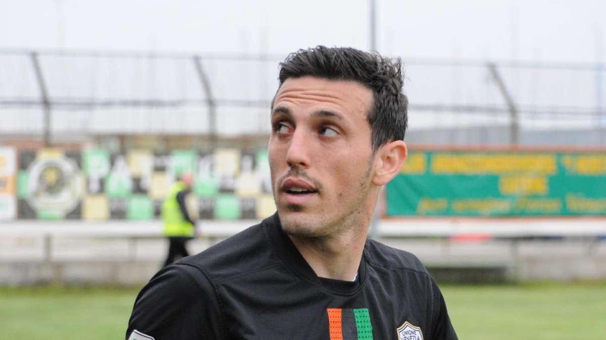 TuttoC - Guerra nome nuovo per l'attacco. Altre tre squadre su di lui
