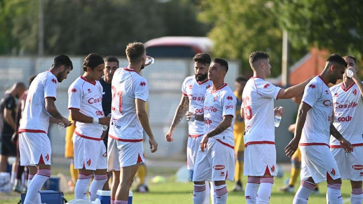 La giornata - Prima palestra, poi Antistadio. Partitella: alcuni calciatori out. Due giovani con Longo