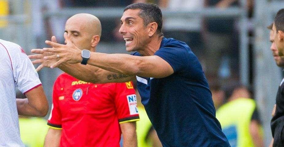 Al Bari non basta il quinto risultato utile di fila: l’1-1 con il Cosenza sa di beffa