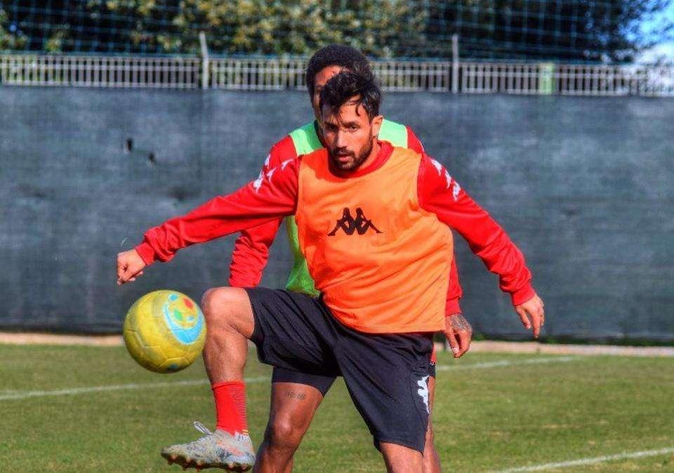 Bari-Sicula Leonzio, le probabili: esordio lampo per Laribi? A centrocampo la variante è Maita