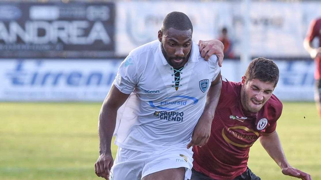 TuttoBari - Ceter, i motivi dell'affondo e i retroscena. C'erano anche altri due club di B