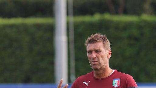 Dal web: "Bari in B sul campo, si cambino i format. Carrera in panchina? Sì ma in futuro, ora c'è Vivarini"
