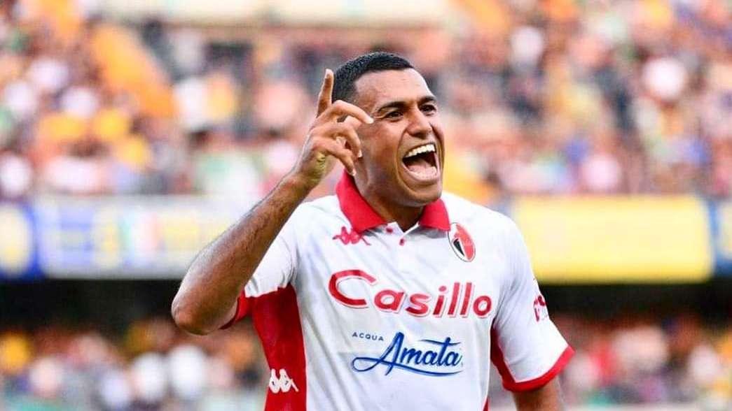 Cheddira al settimo cielo: "La mia tripletta"