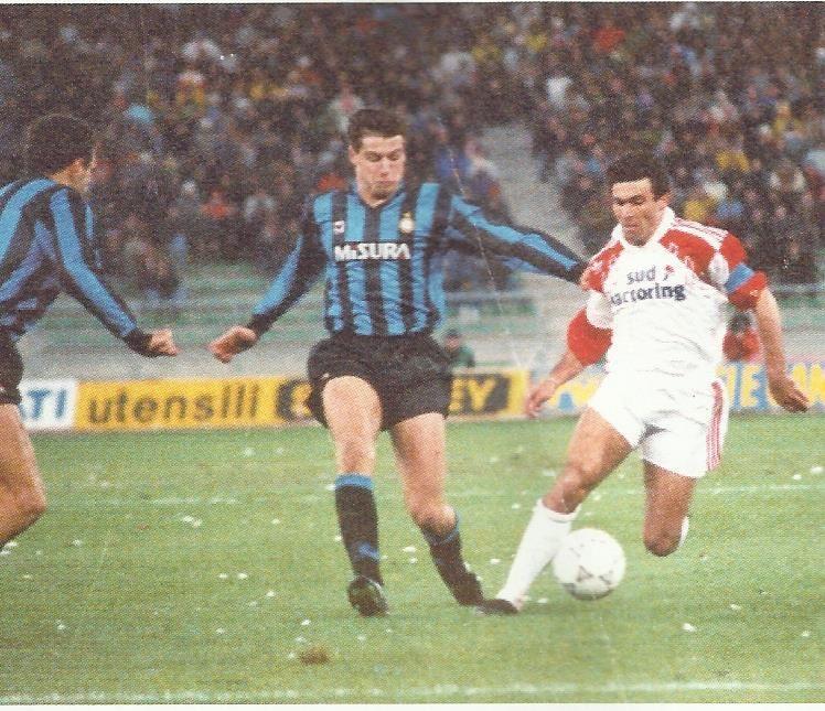 Classe infinita e piedi da Nazionale. Pietro Maiellaro e quel gol da quaranta metri...