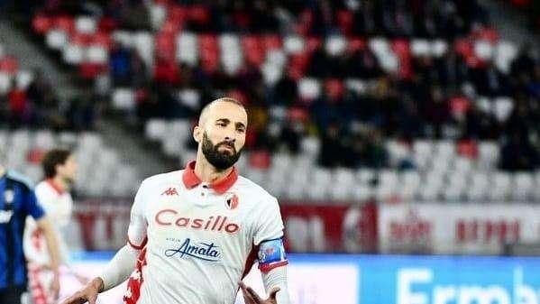 Di Cesare-Vicari al top, bene Mazzotta. Non incidono Botta e Salcedo. Le pagelle