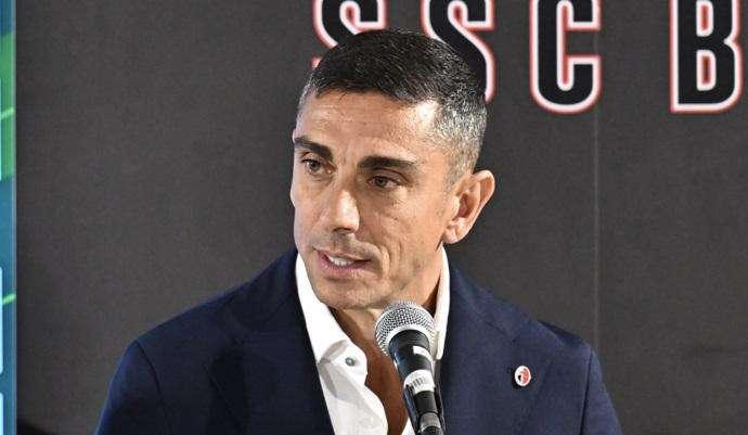"Bisognava essere più avanti". Longo e la conferenza sincera. Nel bene... e nel male