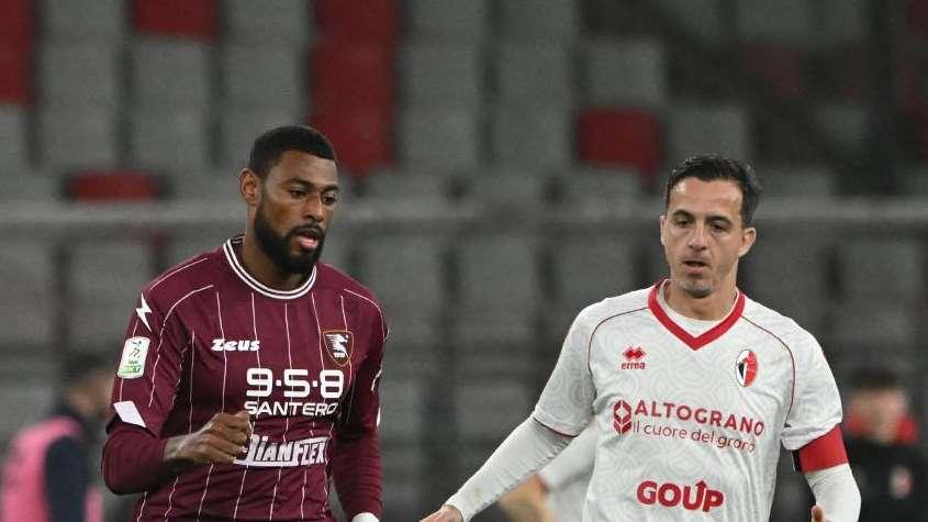 Bari e Palermo, che sfida! Tutto per l'ottavo posto. Il calendario delle due squadre da qui alla fine