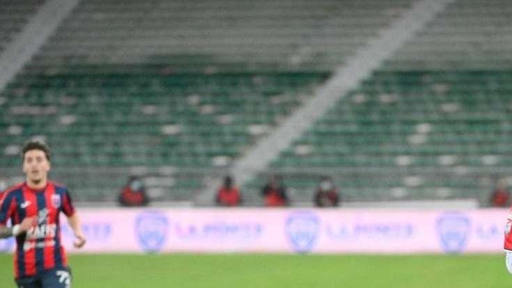 La sciabolata di... Del Grosso: "Boccio due aspetti di domenica. Botta ko? Giusto valutare il mercato. Di Gennaro, scelta forzata"