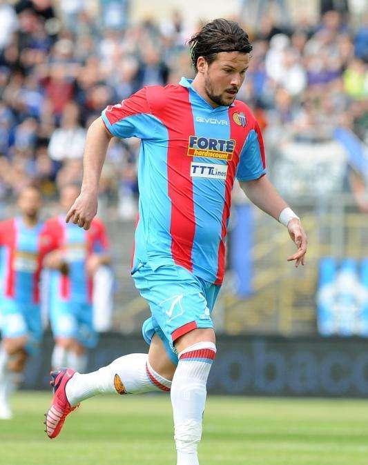 ESCLUSIVA - Bari, sondaggio per Maniero. C'è l'ok della punta ma...