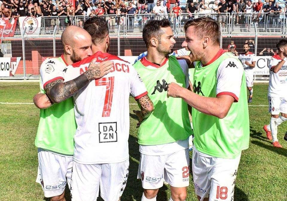 CdS - Al traguardo manca tanto. L'attacco da sferrare dopo la sosta, ma il Bari ha rallentato la marcia