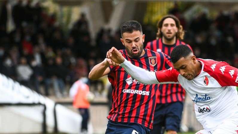 Bari-Foggia, le probabili: ancora Mallamo, c'è Antenucci. Cheddira non si tocca