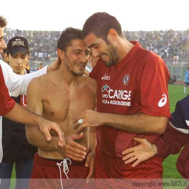 Igor Protti qui con Cristiano Lucarelli ai tempi di Livorno