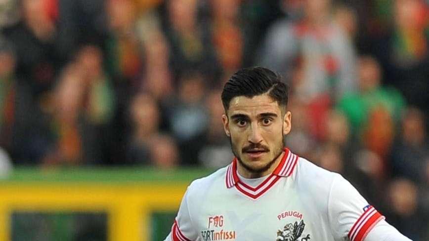 Colpi esplosi (e non), due svincolati in arrivo. Il pazzo finale di mercato del Bari