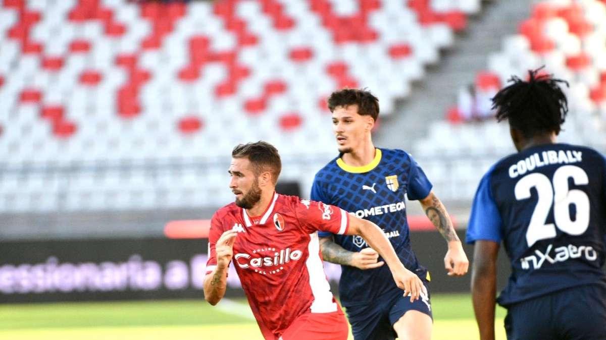  Bari, che scoppola! Ora fuori i rinforzi per puntare alla A