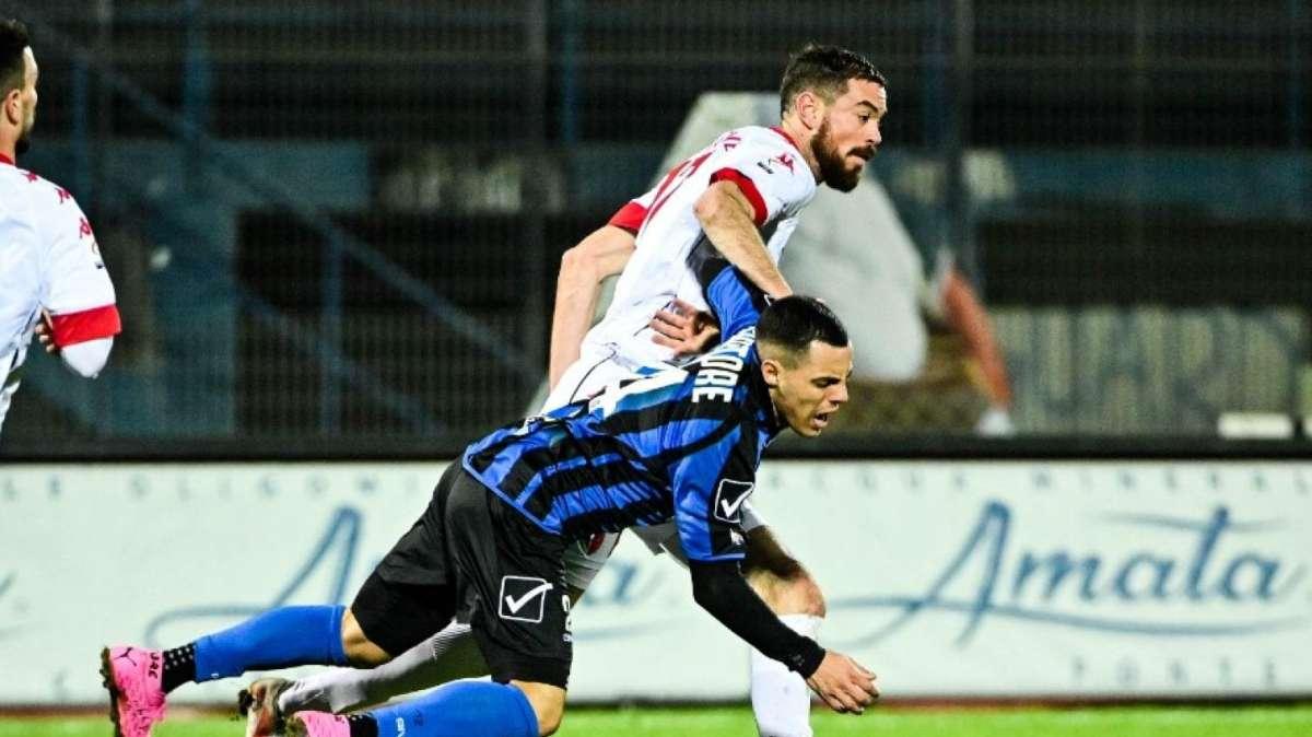Le quote - Bari ampiamente favorito. L'Over a 1,97. Il 3-0...