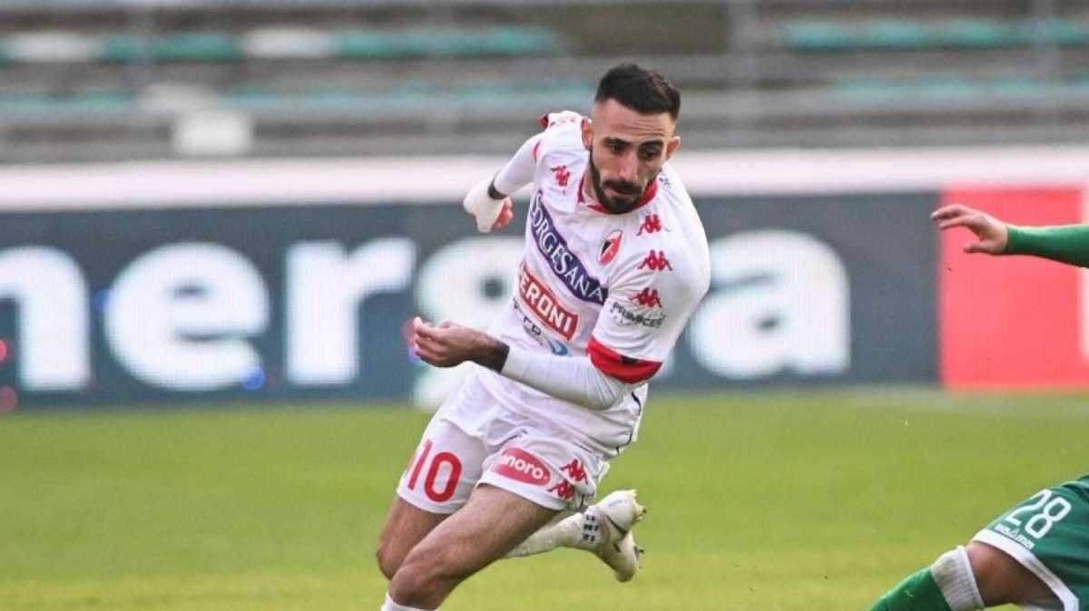 Marras show, Antenucci implacabile. Bene Lollo. Le pagelle dei biancorossi