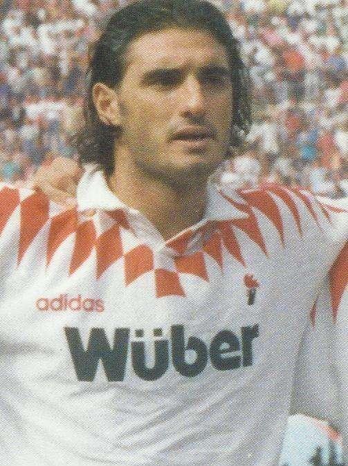 Un vero muro e un mastino tutto grinta e forza. Lorenzo Amoruso era il custode della difesa del Bari