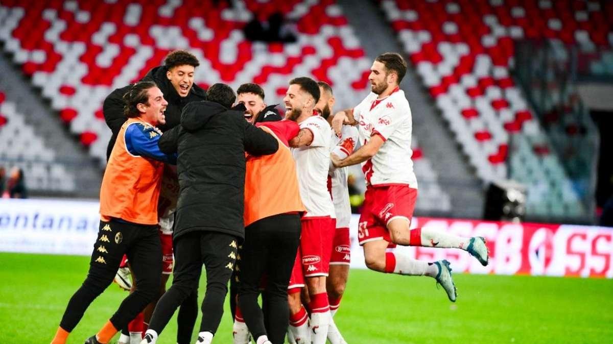 Bari-Spezia, i convocati biancorossi: torna Kallon, out in quattro