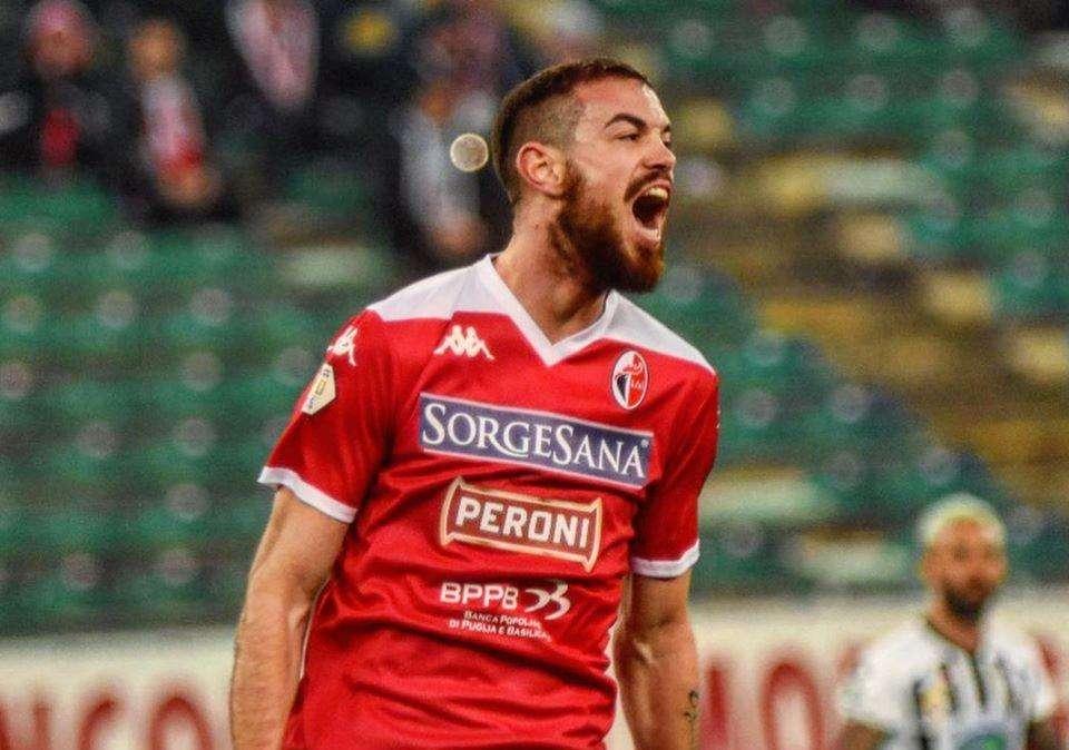 Il Bari a Football Manager - Sabbione abbatte ancora la Reggina nello scontro diretto! Classifica da thriller: quattro squadre in 3 punti alla 34^ giornata. FOTO