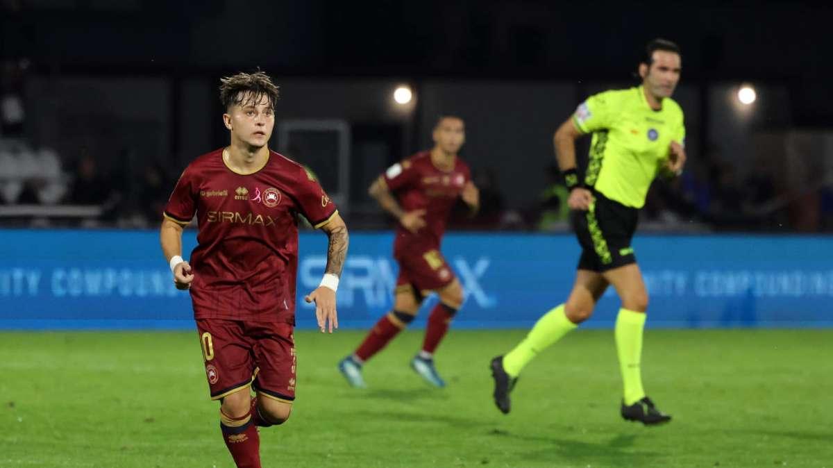 Cassano a TuttoBari: "Dalla Roma al Cittadella, passando per l'esordio da titolare a Bari. Quante emozioni in questa prima parte di stagione"