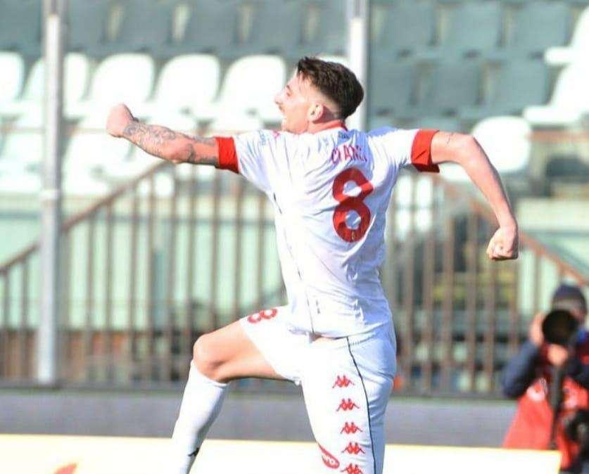 Cianci... a Striscia la Notizia. La sua punizione tra i gol più belli del weekend