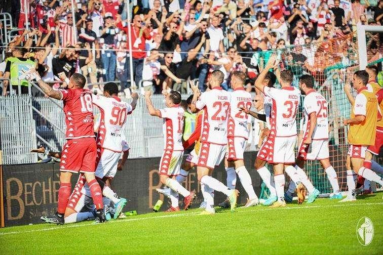 Tangorra in... tackle: "Quarta vittoria consecutiva segnale a tutta la B. Cheddira e Antenucci si completano"